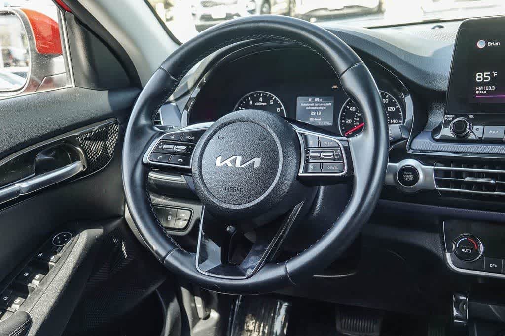 Thumbnail: 2022 Kia Seltos - 14