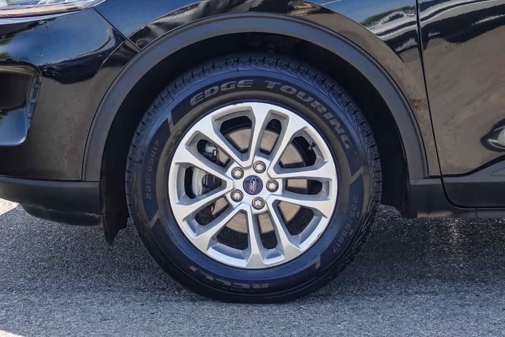 Thumbnail: 2022 Ford Escape - 10