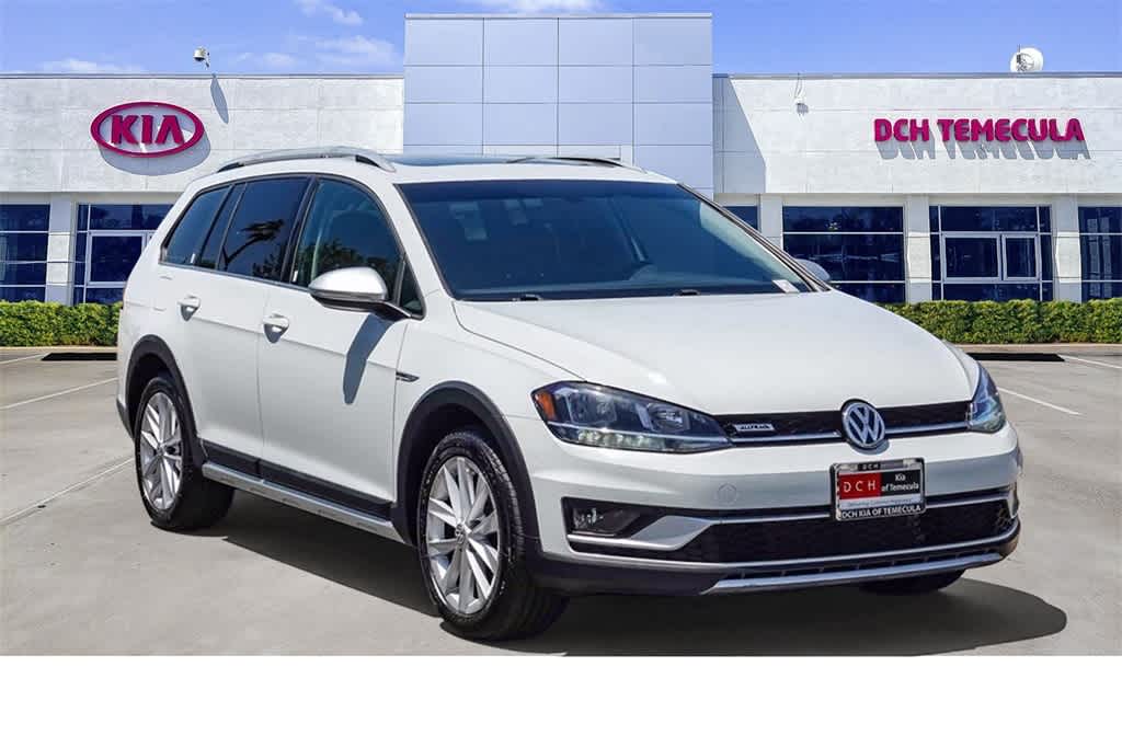 Thumbnail: 2019 Volkswagen Golf - 3