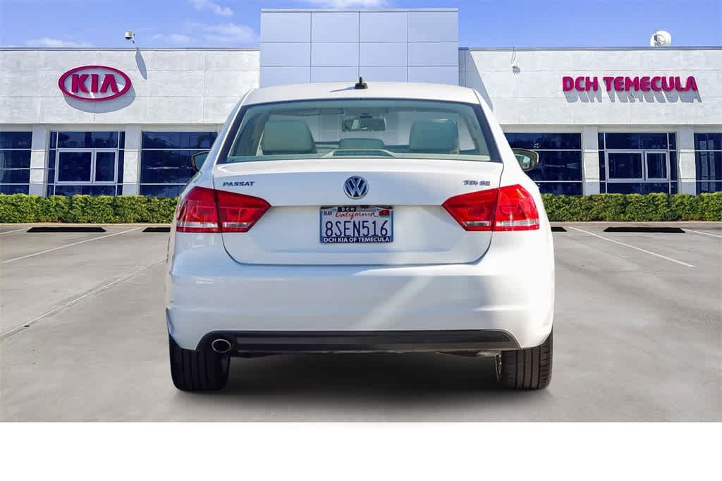 Thumbnail: 2014 Volkswagen Passat - 5