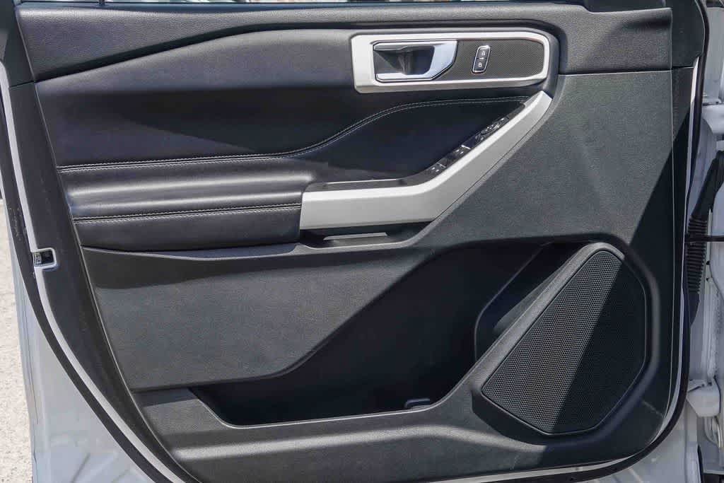 Thumbnail: 2021 Ford Explorer - 19