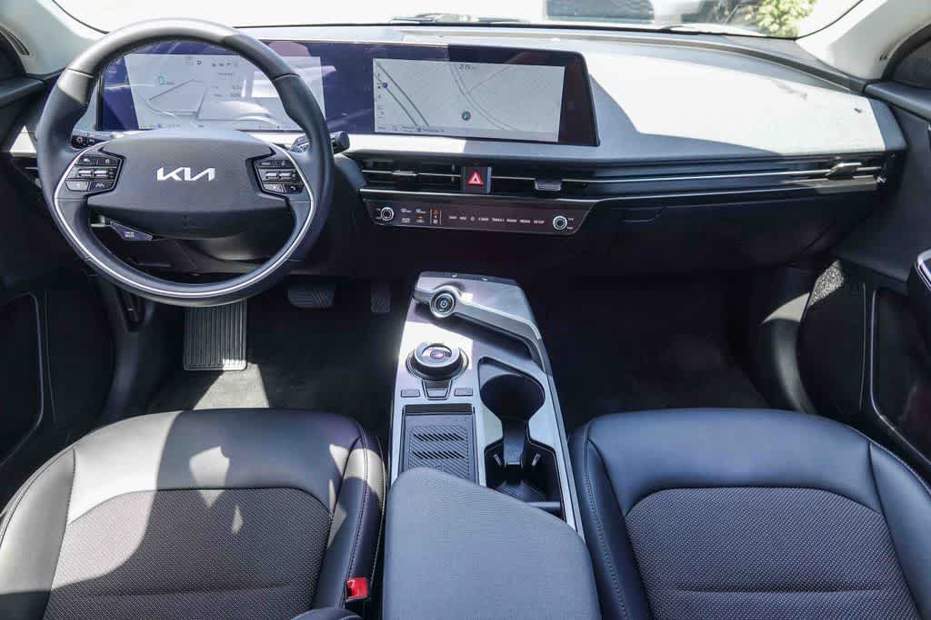 Thumbnail: 2024 Kia EV6 - 11