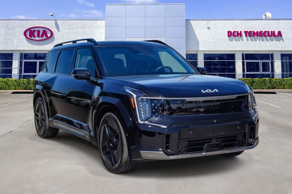 Thumbnail: 2024 Kia EV9 - 3