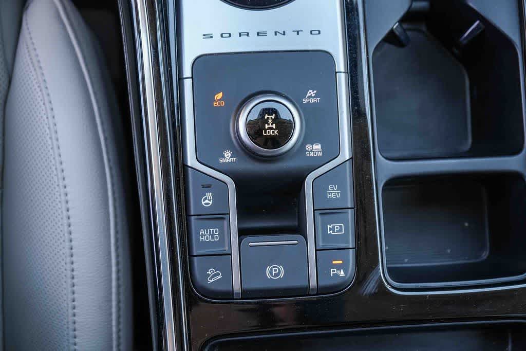 Thumbnail: 2024 Kia Sorento - 21