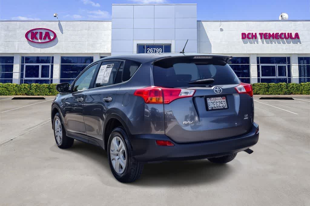 Thumbnail: 2015 Toyota RAV4 - 6