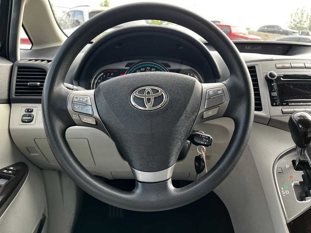 2010 Toyota Venza Base 21