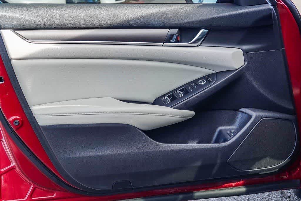 Thumbnail: 2018 Honda Accord - 19