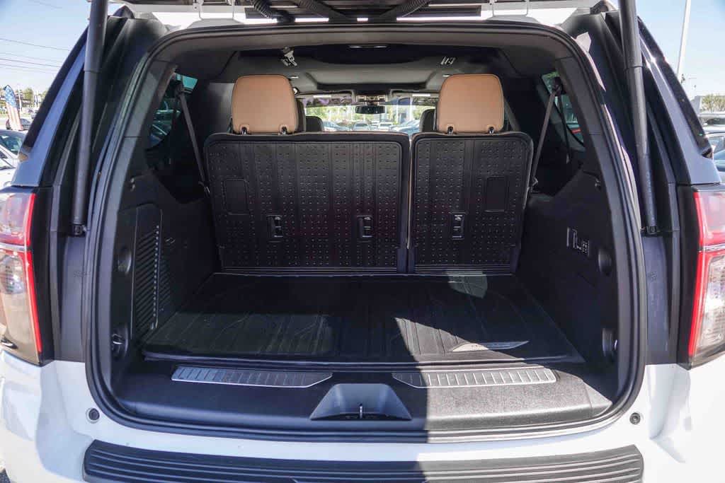 Thumbnail: 2022 Chevrolet Suburban - 25