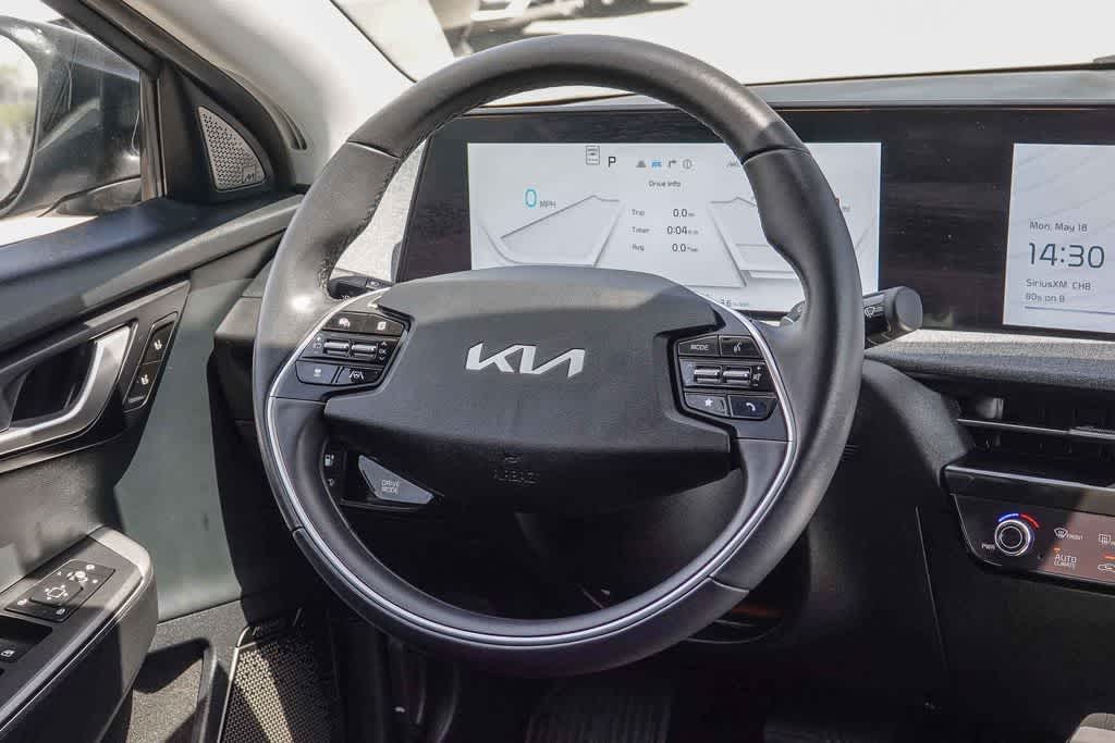 Thumbnail: 2024 Kia EV6 - 14
