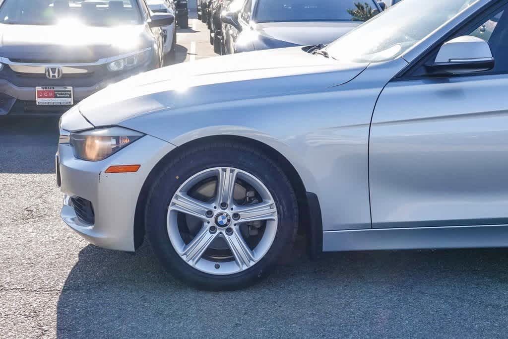 Thumbnail: 2013 BMW 3 Series - 9