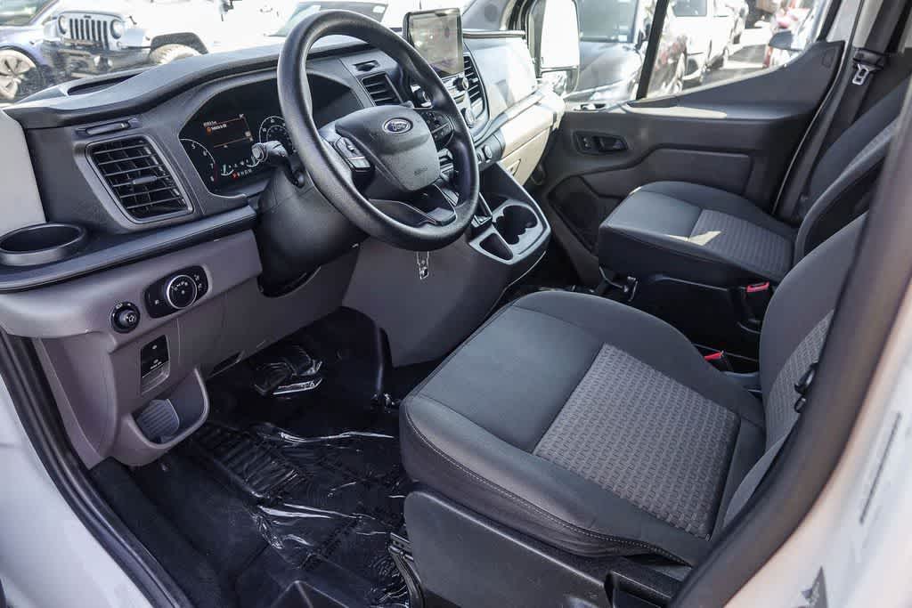 Thumbnail: 2021 Ford Econoline - 16