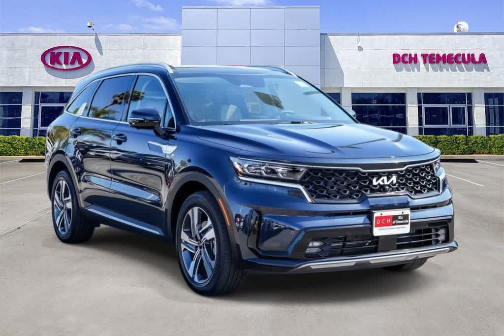 Thumbnail: 2024 Kia Sorento - 3
