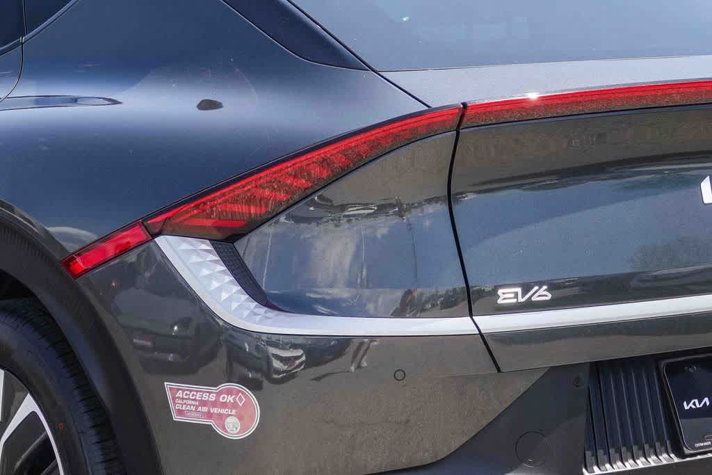 Thumbnail: 2024 Kia EV6 - 7