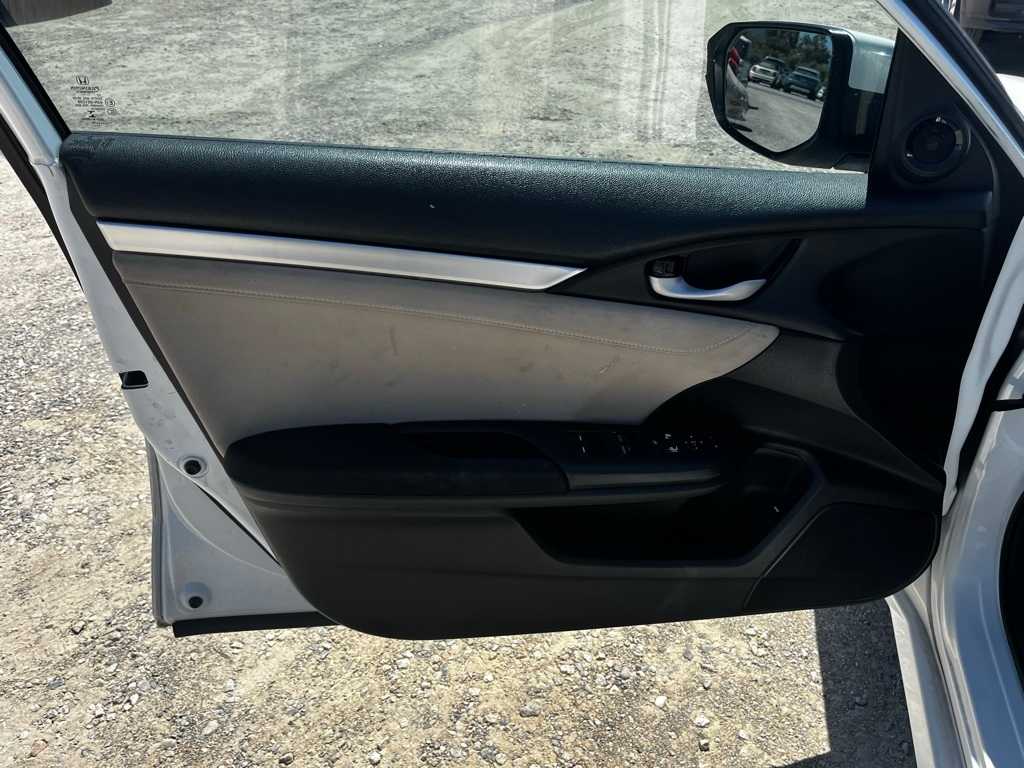Thumbnail: 2016 Honda Civic - 13