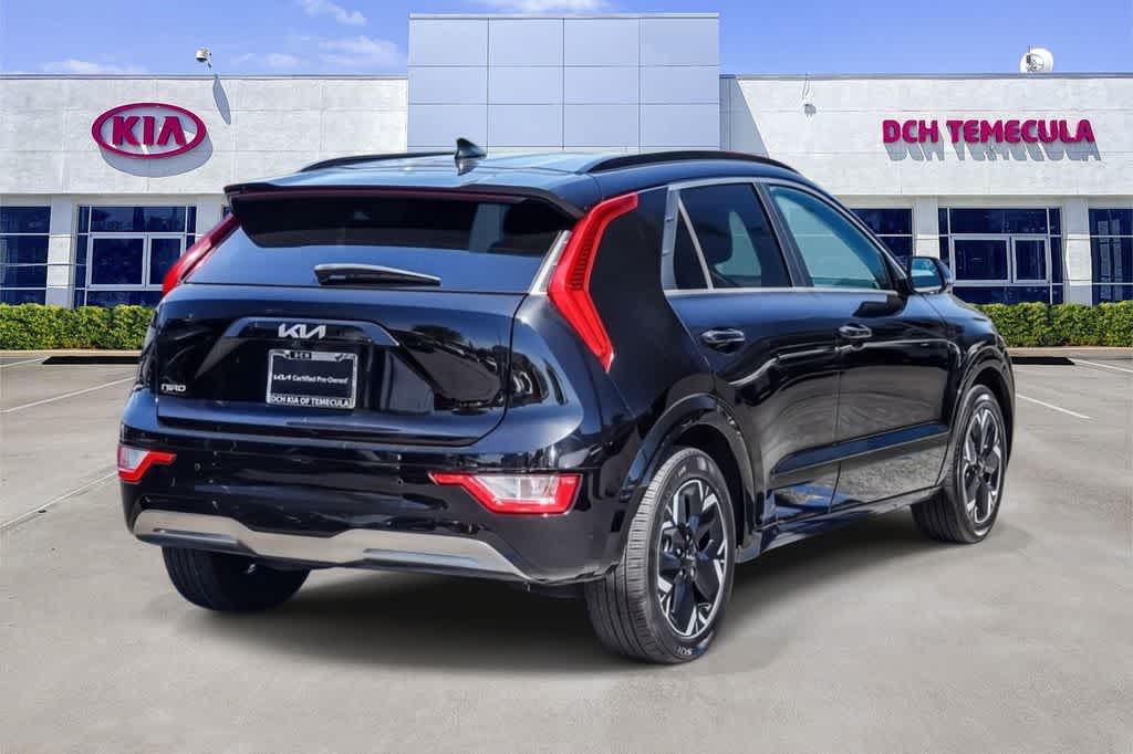 Thumbnail: 2024 Kia Niro - 3