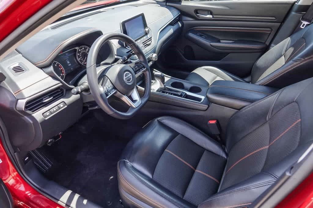 Thumbnail: 2021 Nissan Altima - 16