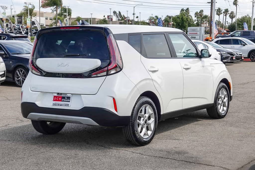 Thumbnail: 2023 Kia Soul - 4
