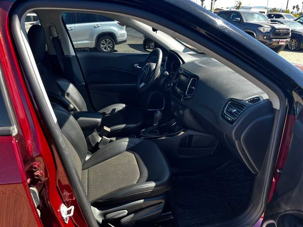 Thumbnail: 2021 Jeep Compass - 19