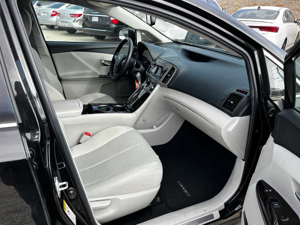 2010 Toyota Venza Base 19
