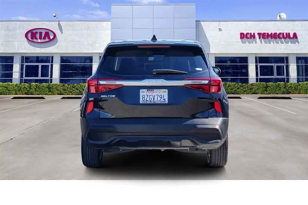 Thumbnail: 2022 Kia Seltos - 5