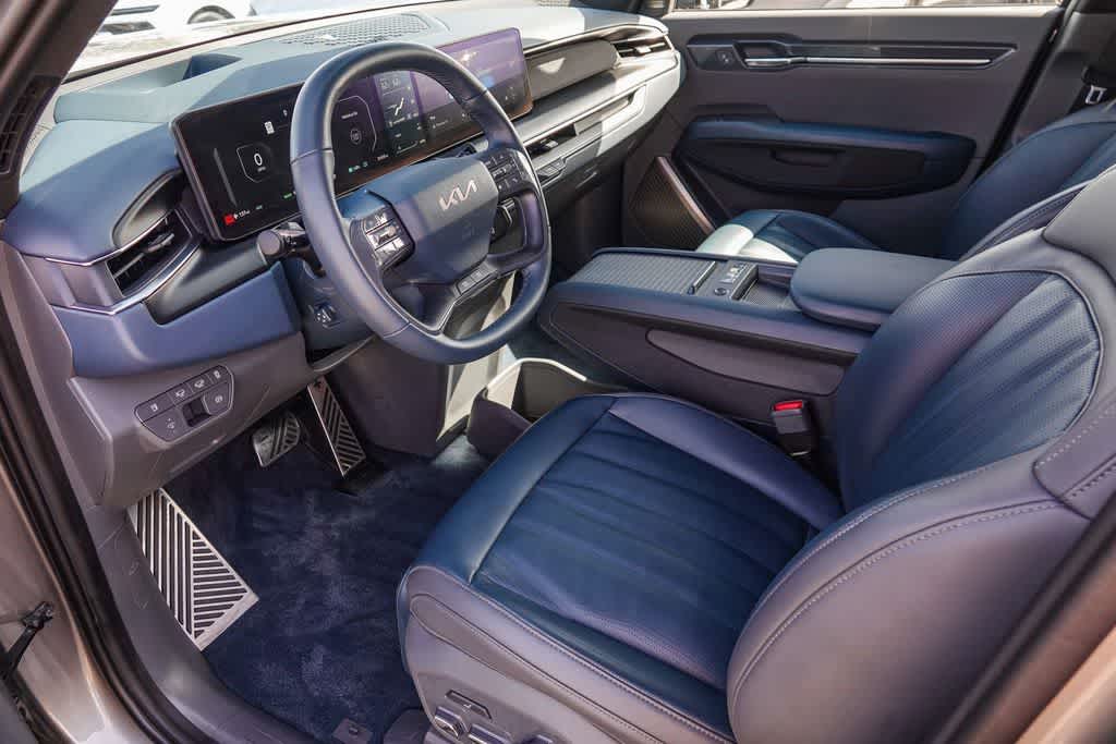 Thumbnail: 2024 Kia EV9 - 15