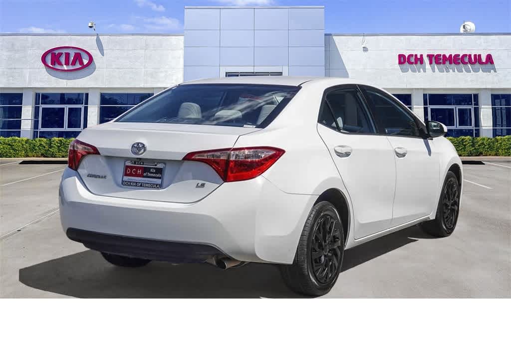 2017 Toyota Corolla LE 4