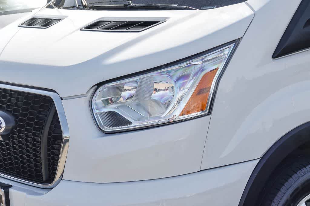 Thumbnail: 2021 Ford Econoline - 8