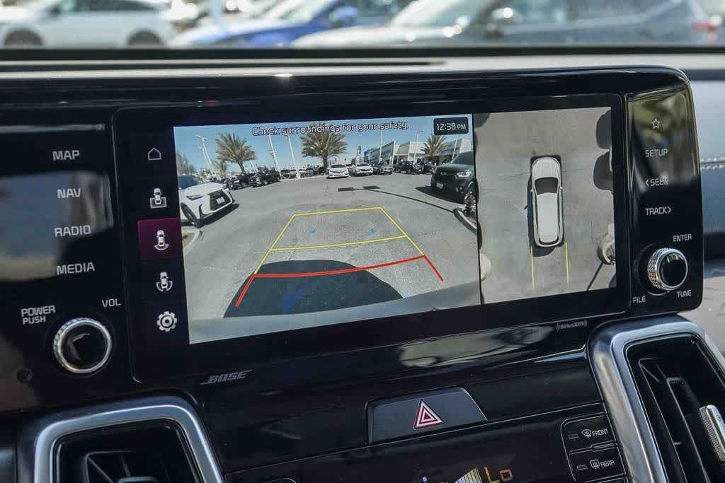 Thumbnail: 2023 Kia Sorento - 22