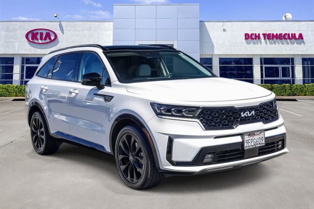 2023 Kia Sorento SX photo 2