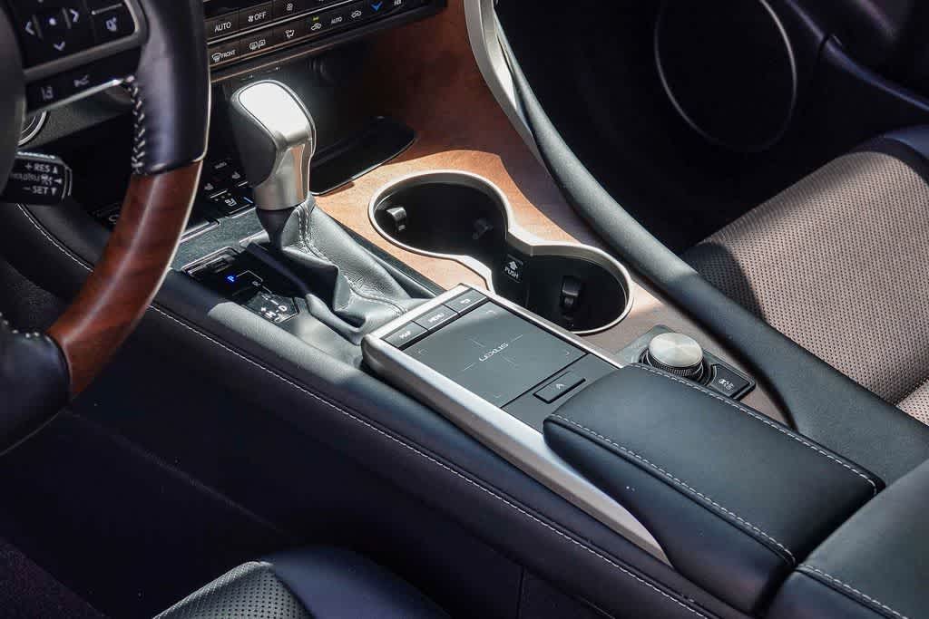 Thumbnail: 2022 Lexus RX - 18