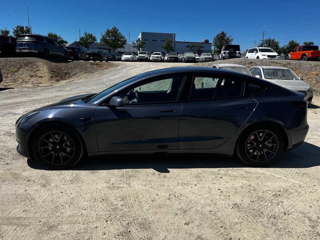 Thumbnail: 2021 Tesla Model 3 - 8