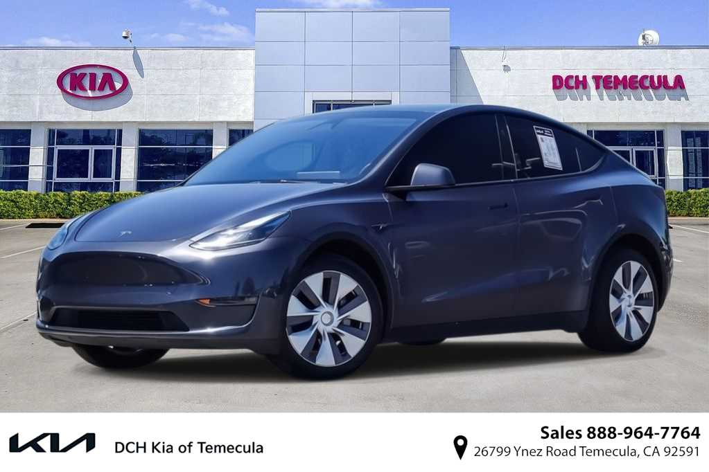 2024 Tesla Model Y Long Range Dual Motor All-Wheel Drive's photo