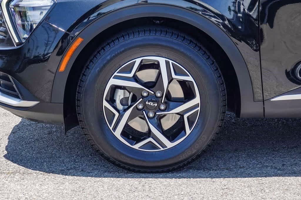 Thumbnail: 2023 Kia Sportage - 10