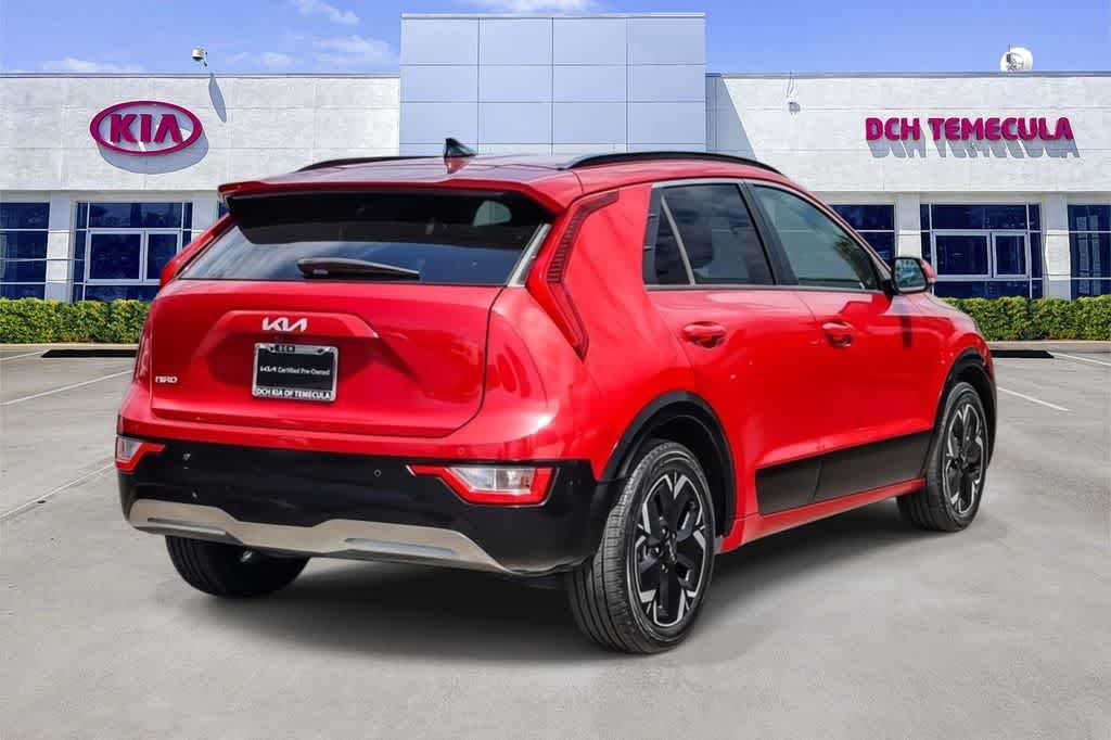 Thumbnail: 2023 Kia Niro - 3