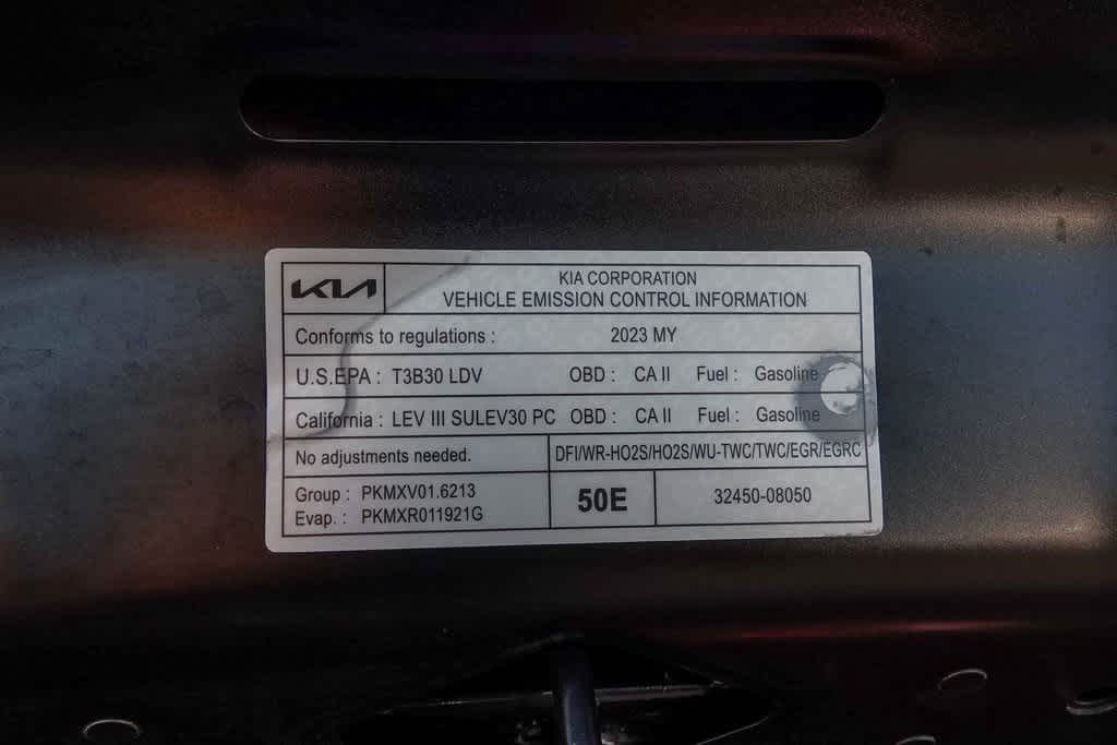 Thumbnail: 2023 Kia Niro - 27