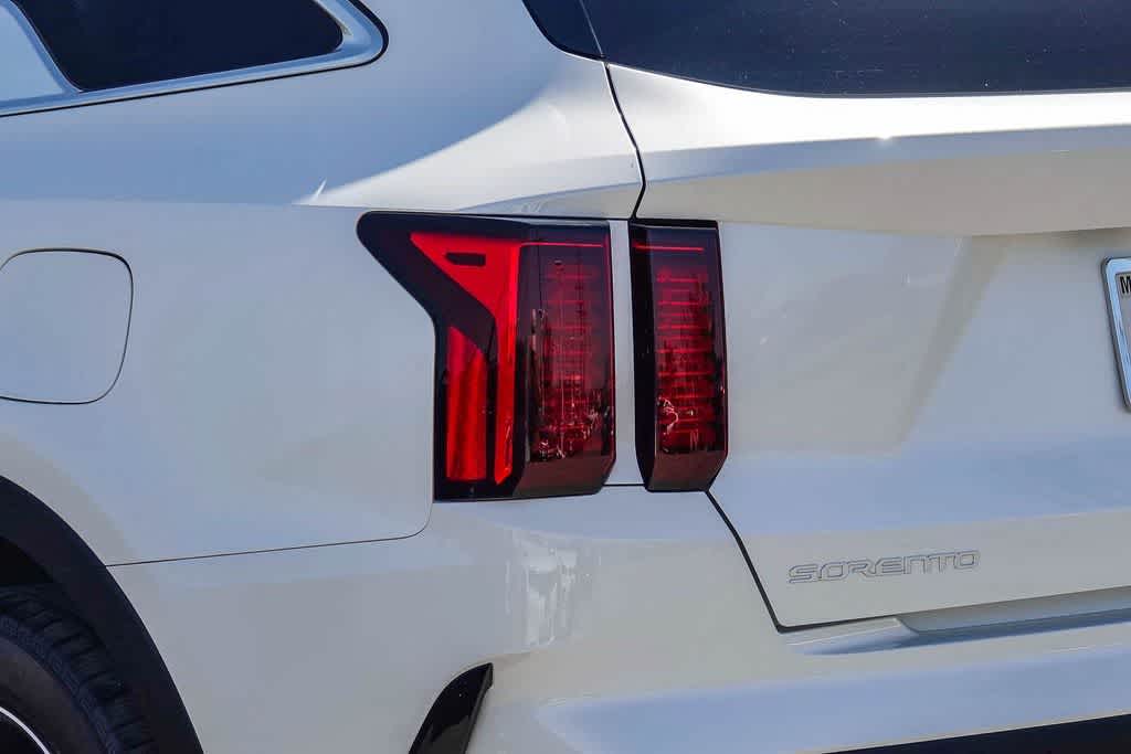 2023 Kia Sorento Hybrid EX photo 6