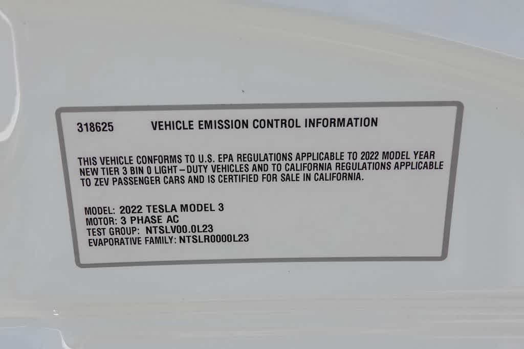 Thumbnail: 2022 Tesla Model 3 - 27