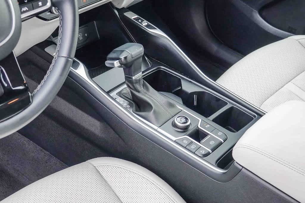 Thumbnail: 2024 Kia Sorento - 18