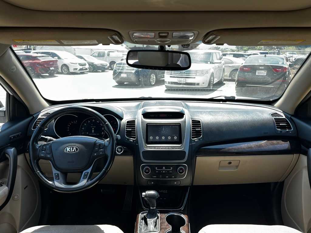 Thumbnail: 2015 Kia Sorento - 19