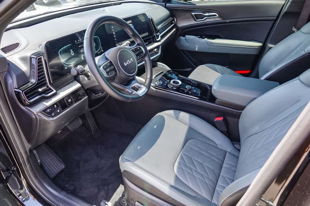 Thumbnail: 2025 Kia Sportage - 16