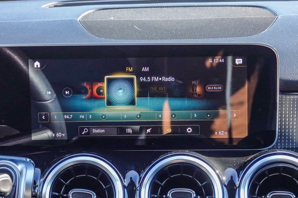 Thumbnail: 2020 Mercedes-Benz GLB - 13