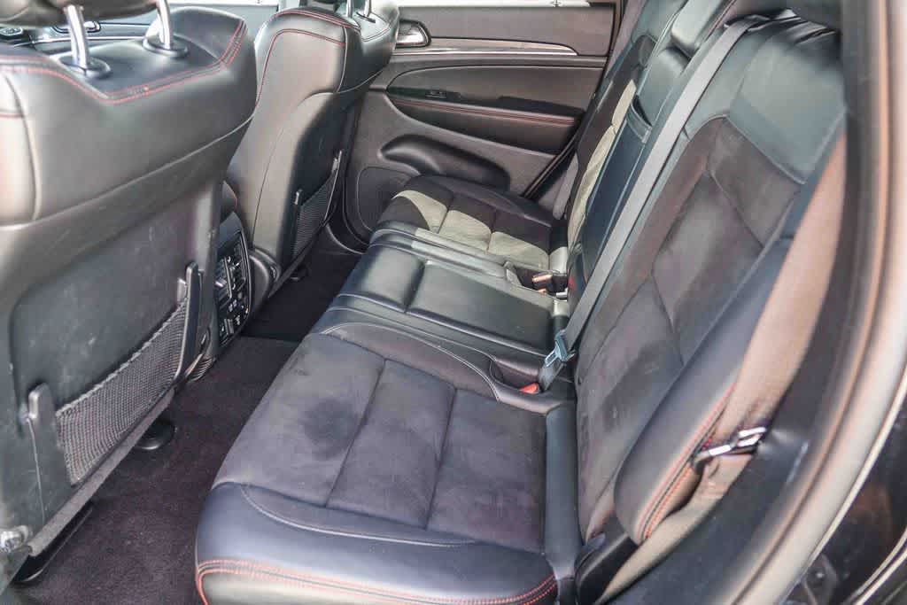 Thumbnail: 2020 Jeep Grand Cherokee - 17