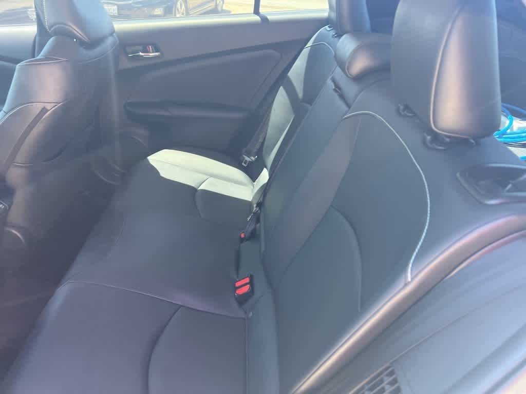 Thumbnail: 2020 Toyota Prius Prime - 12