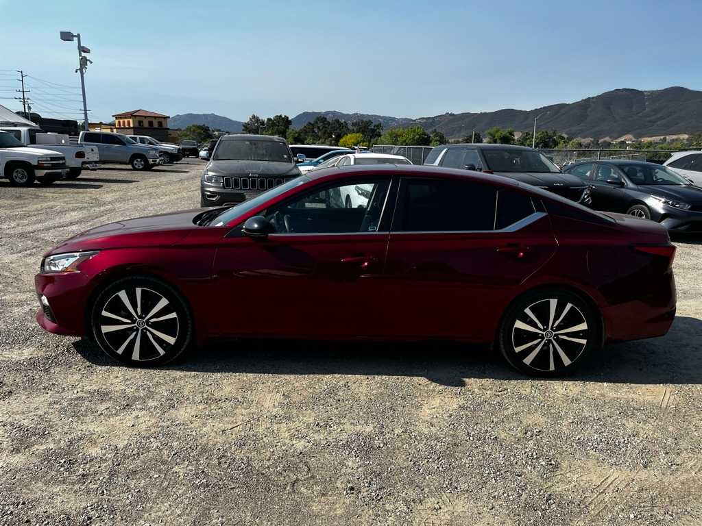 Thumbnail: 2021 Nissan Altima - 8