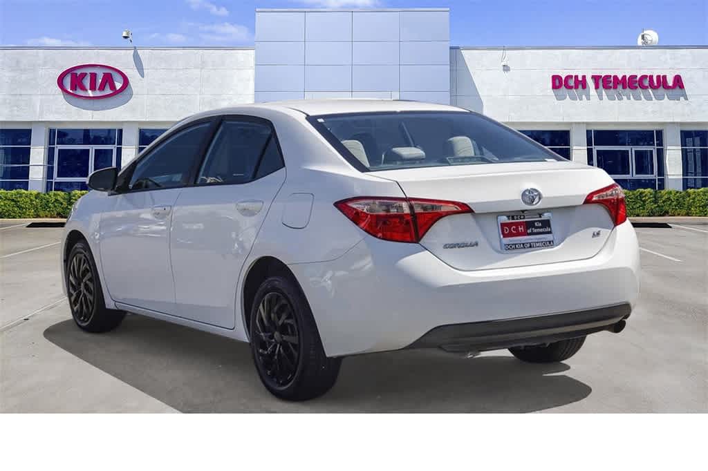 2017 Toyota Corolla LE 6