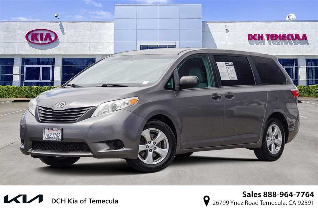 2015 Toyota Sienna L -
                  Temecula, CA