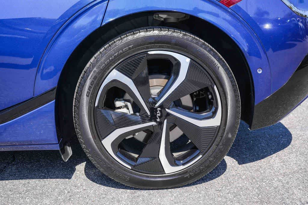 Thumbnail: 2023 Kia EV6 - 10