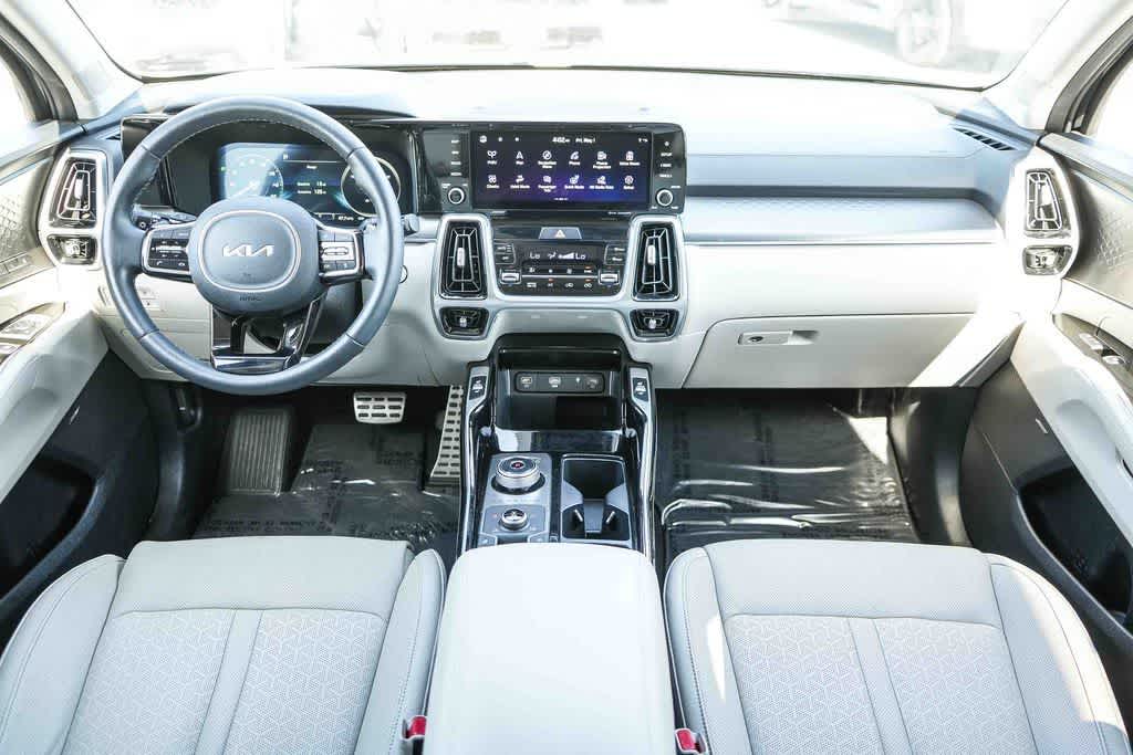 Thumbnail: 2024 Kia Sorento - 12