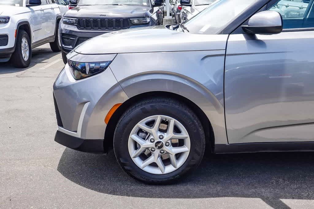 Thumbnail: 2023 Kia Soul - 8