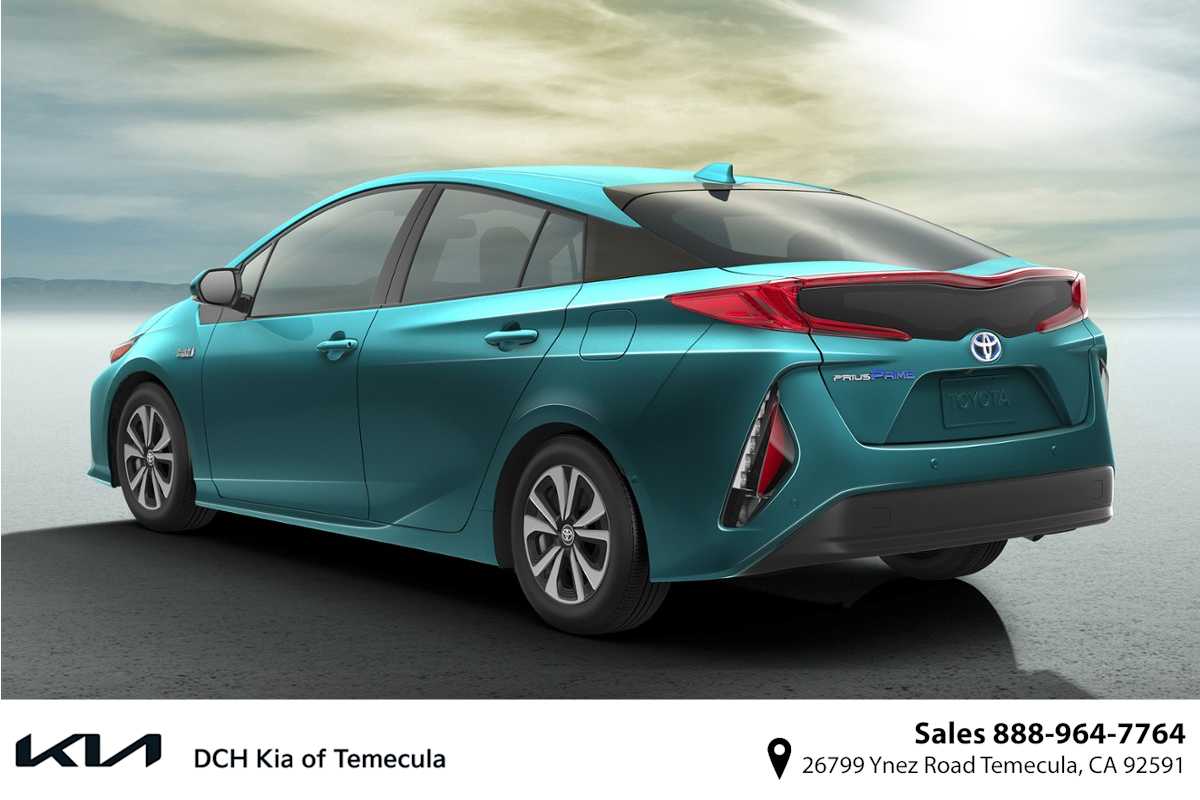 2021 Toyota Prius Prime Limited FWD photo
